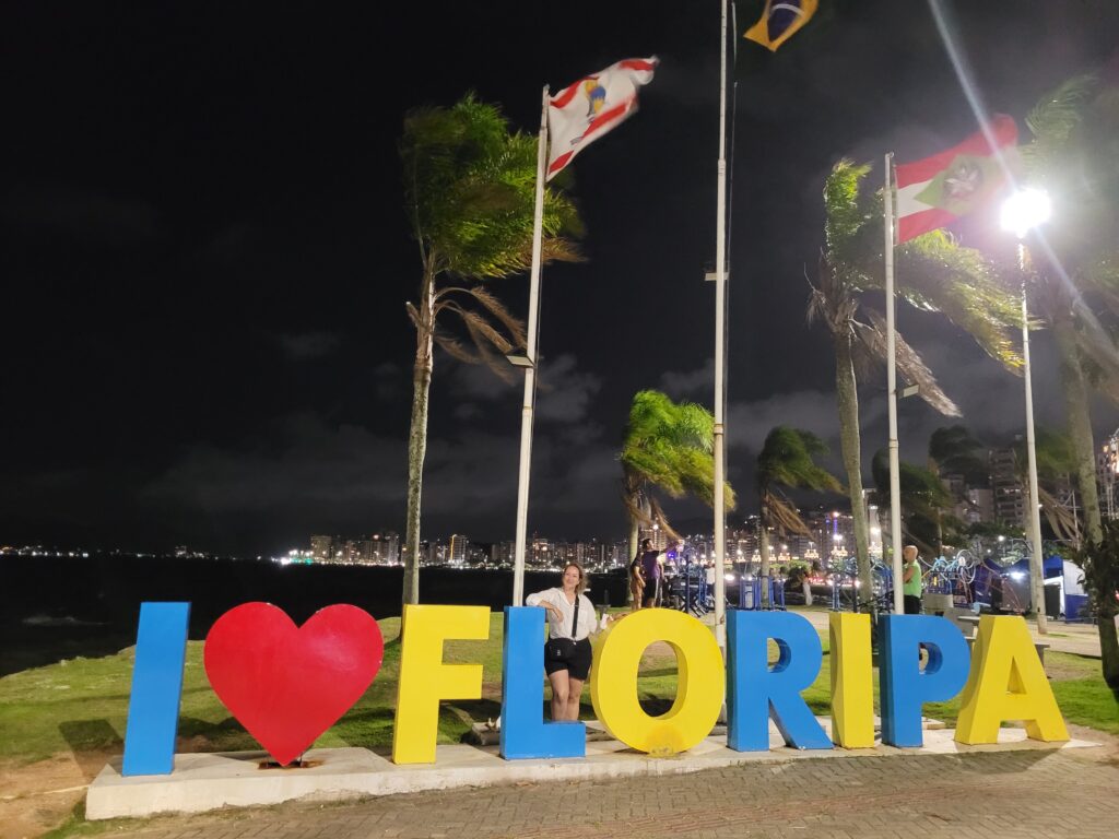 Letreiro I Love Floripa na Avenida Beira Mar Norte