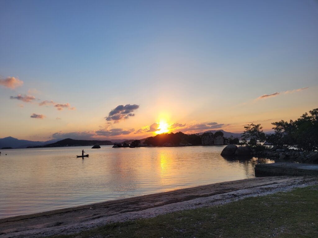 Pôr do sol na Praia do Abraão Florianópolis