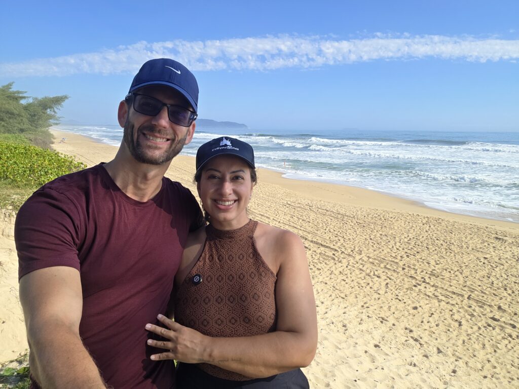 Casal na Praia do Moçambique