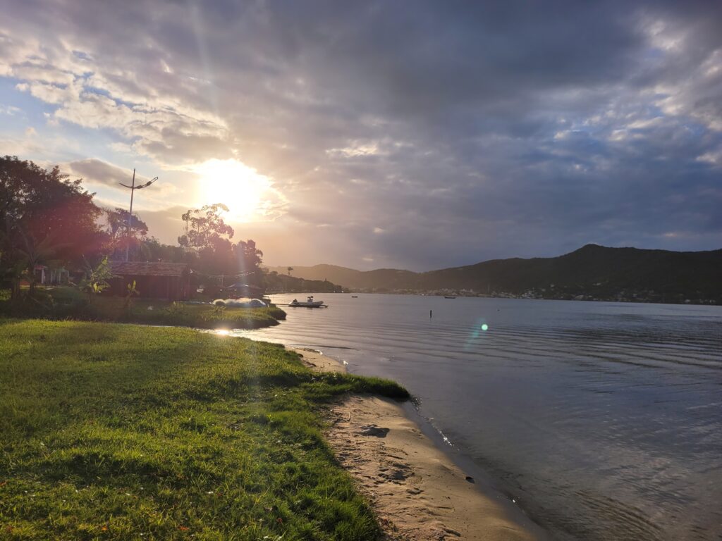 Pôr do sol na Lagoa da Conceição