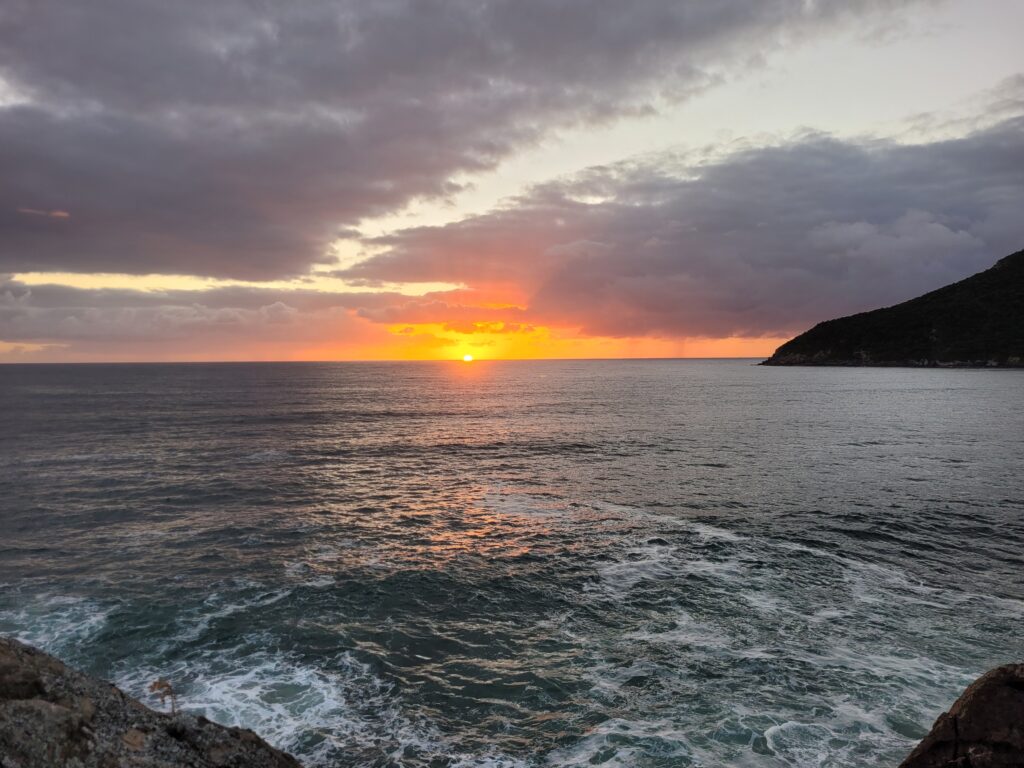 Nascer do sol na Praia da Armação