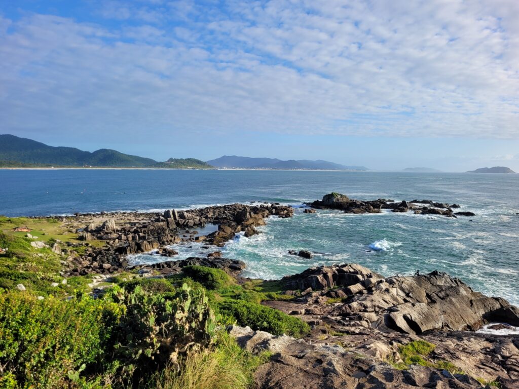 Piscinas naturais Praia da Armação