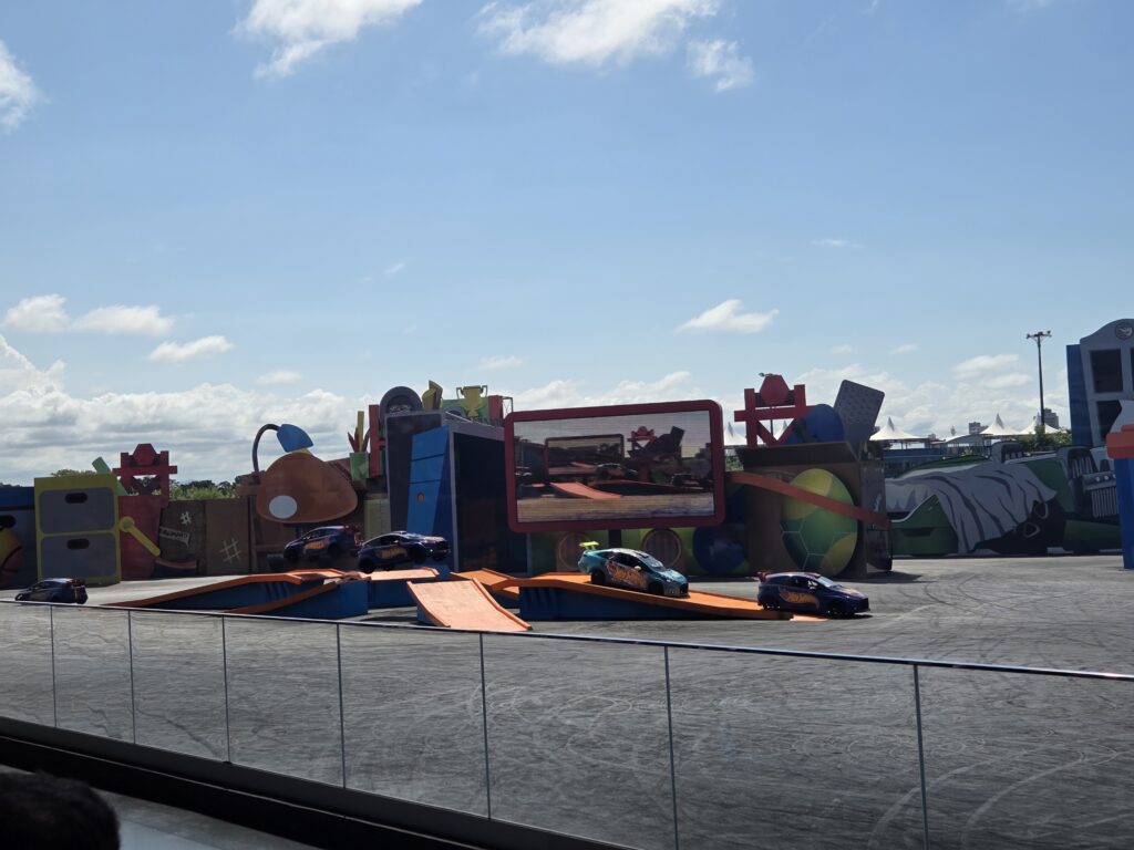 Hot Wheels Epic Show Beto Carrero