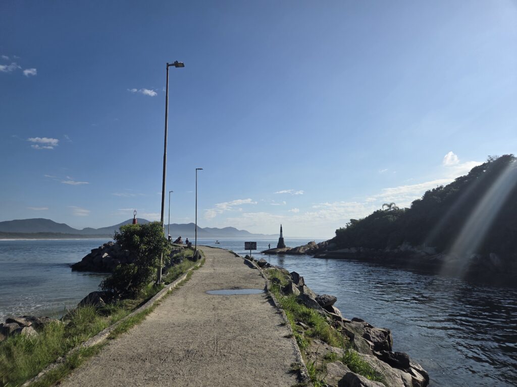 Molhe da Barra da Lagoa