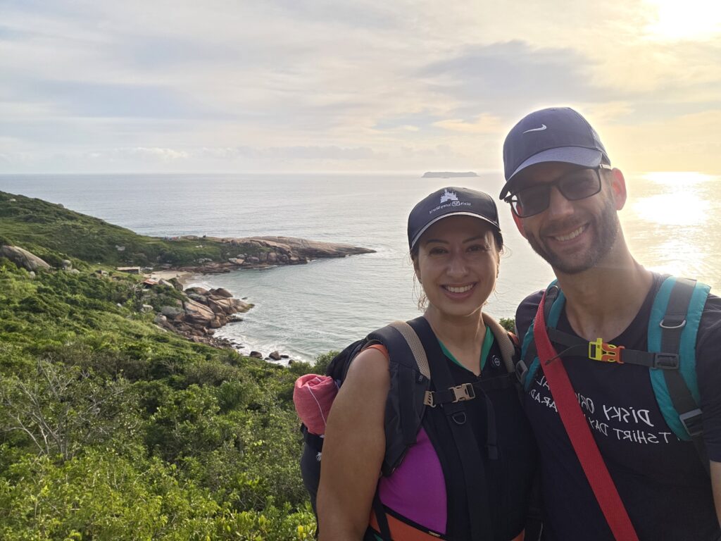 Trilha para Praia do Gravatá