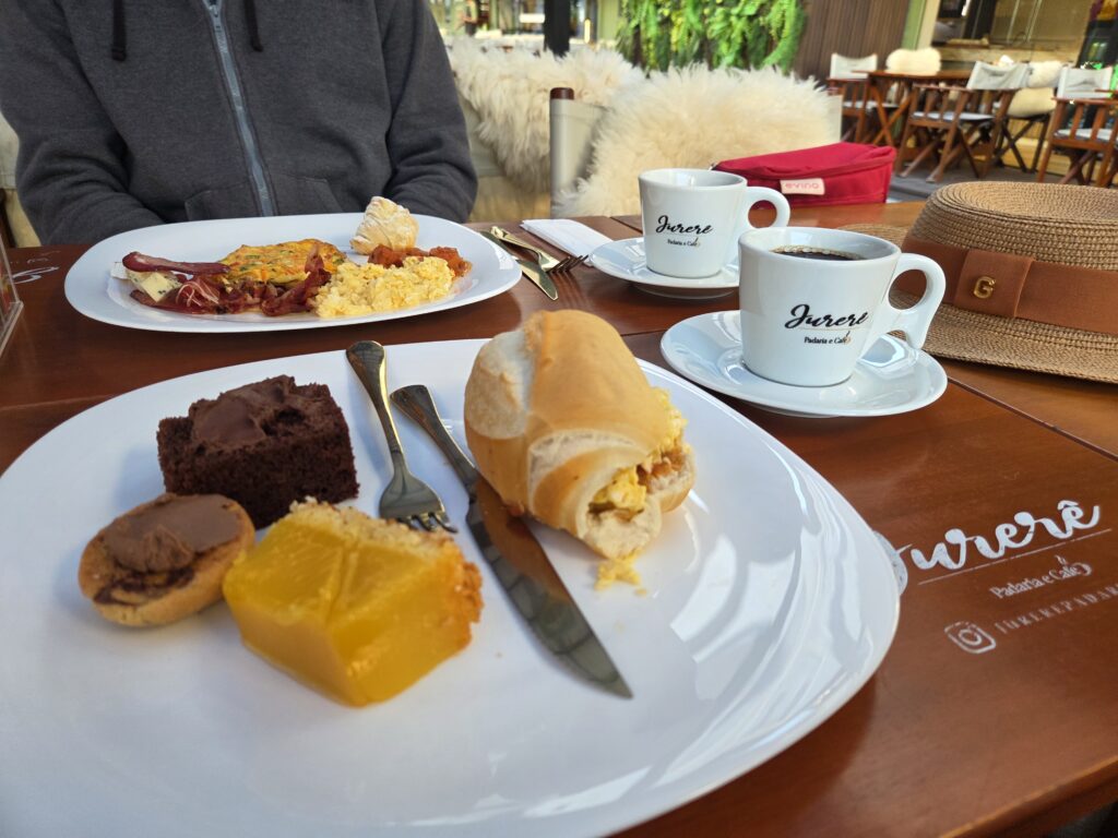 Padaria e Confeitaria Jurerê 