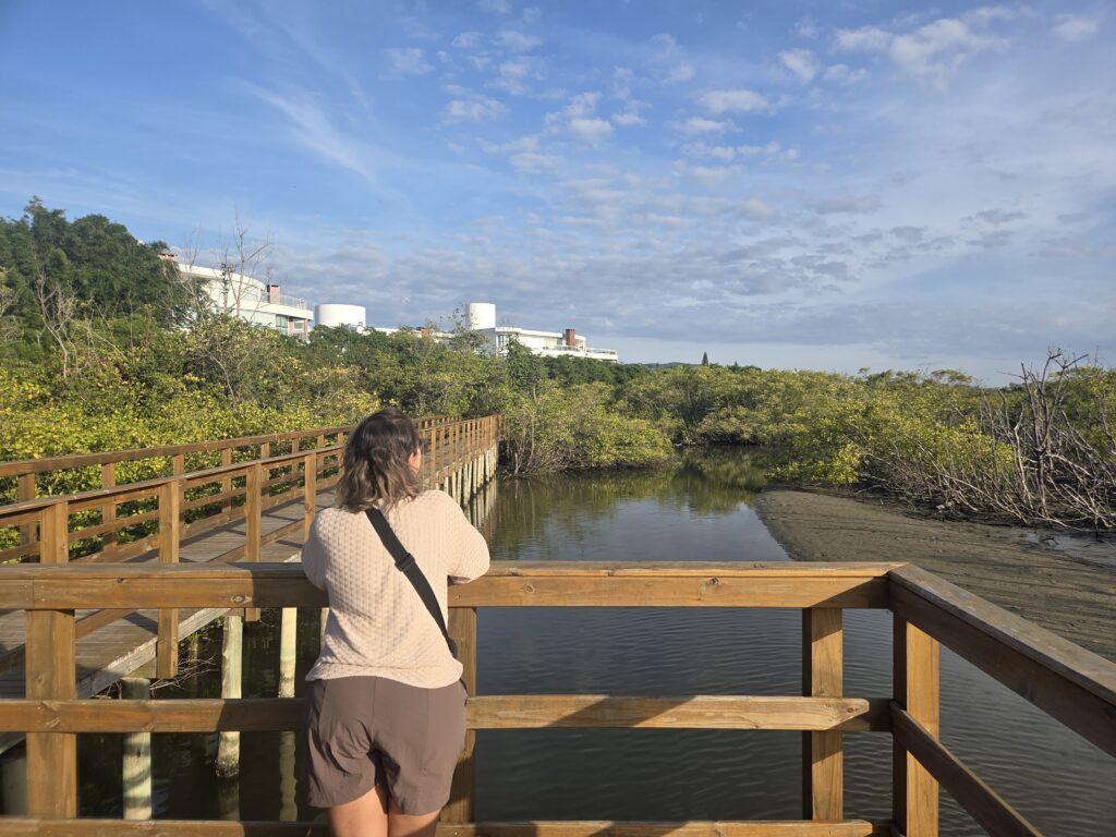 Deck praia Ponta das Canas Florianópolis