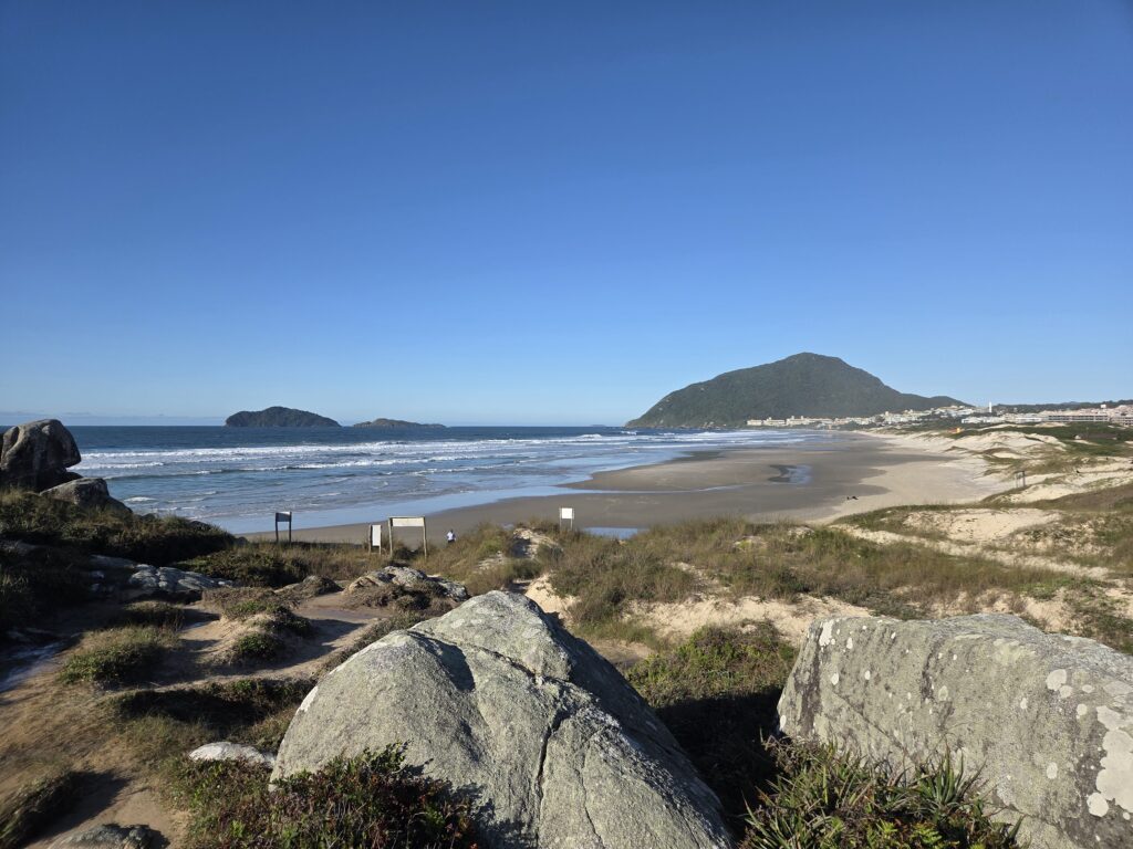 Praia do Santinho
