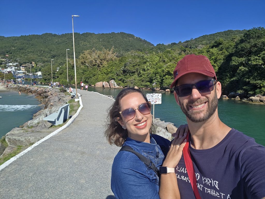 Procurando baleias na Barra da Lagoa