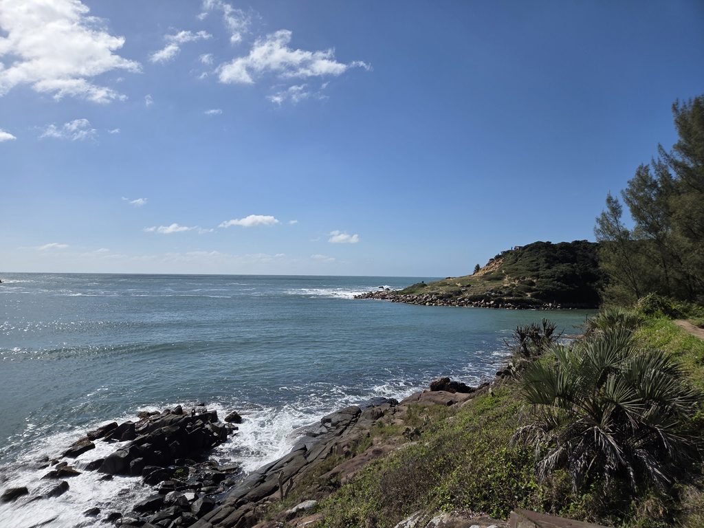 Avistando baleias na Praia da Ribanceira