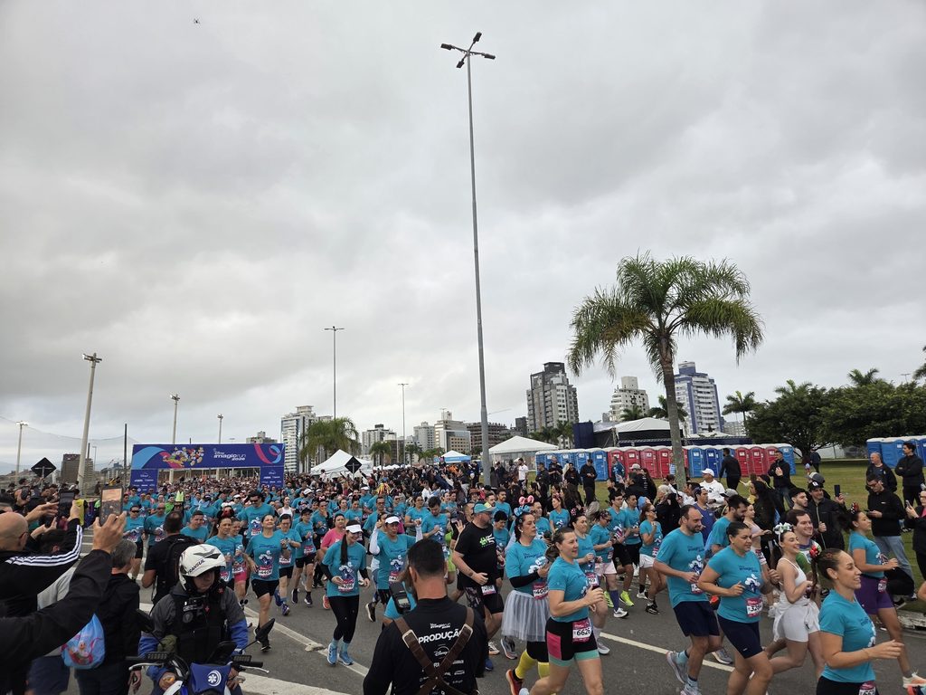 Largada Disney Magic Run Floripa